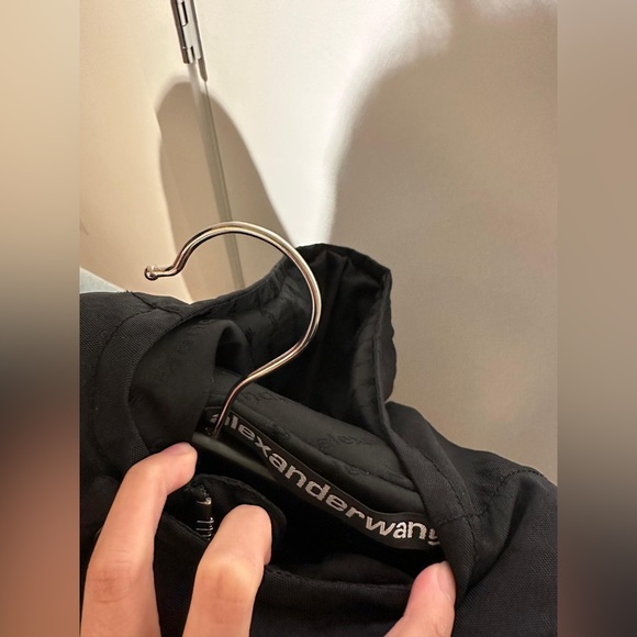 Alexander Wang Women Blue & Black Cropped Puffer Jacket - Picture 5 of 6